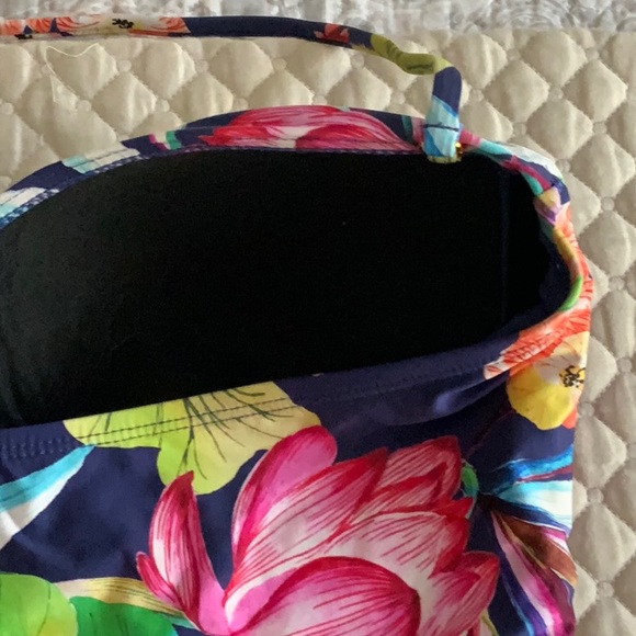 LaBlanca One Piece Bathing Suit - Picture 3 of 5